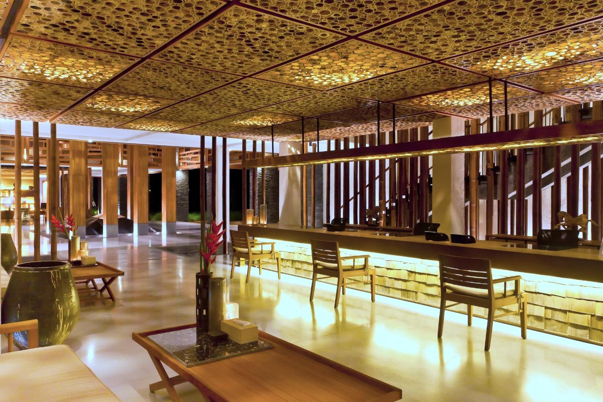 Hansar Samui Resort & Spa - Sha Extra Plus Bophut Exterior foto The interior of the hotel